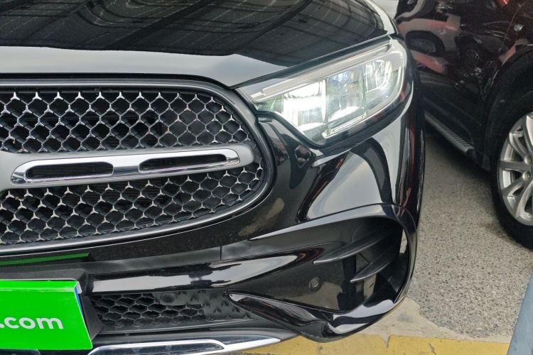 奔驰GLC 2023款 GLC 300 L 4MATIC 动感型 5座局部细节36