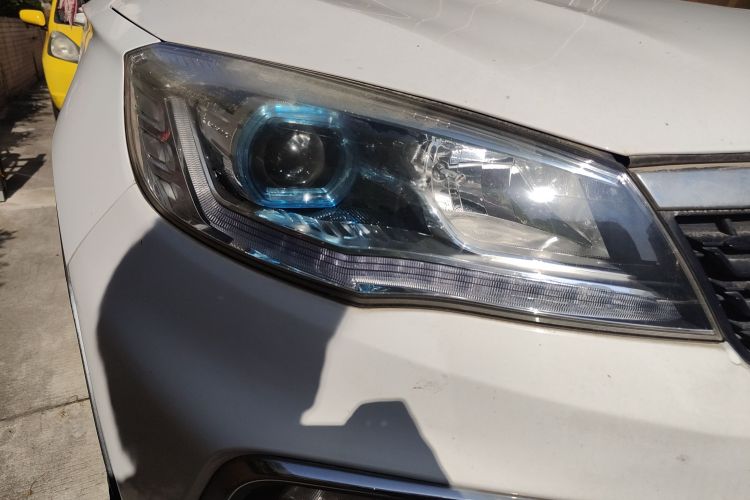 猎豹汽车 猎豹CS9 2017款 1.5L 手动风尚型车身外观8