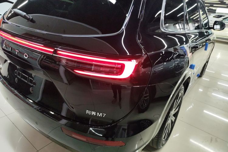 鸿蒙智行 问界M7 2024款 1.5T 智驾后驱Pro版 5座车身外观9