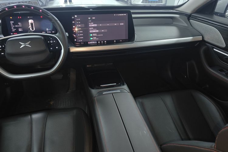 小鹏P7 2020款 586E中控内饰16