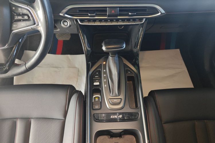 广汽传祺 传祺GS4 2020款 270T 自动智联科技版中控内饰18