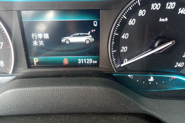 别克 阅朗 2019款 18T 自动互联旗舰型 国V中控内饰15