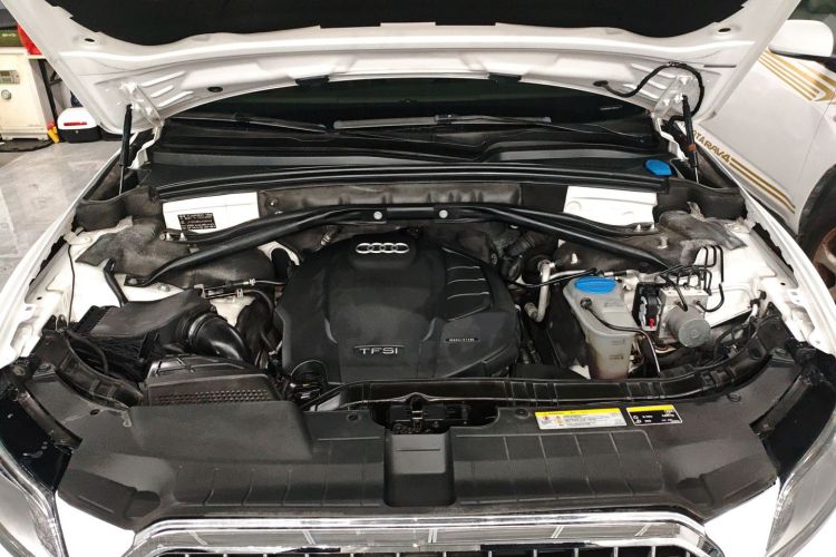 奥迪Q5 2018款 典藏版 40 TFSI 技术型局部细节24