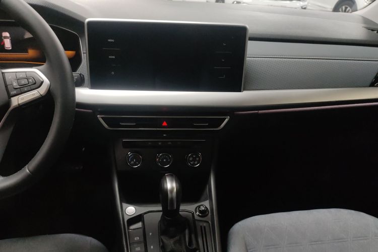 大众 朗逸 2024款 300TSI DSG满逸版中控内饰16