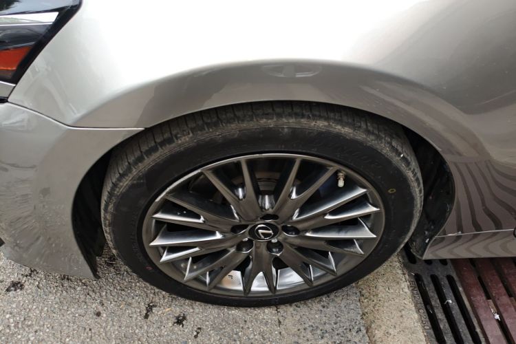 雷克萨斯GS 2016款 200t F SPORT车身外观6007