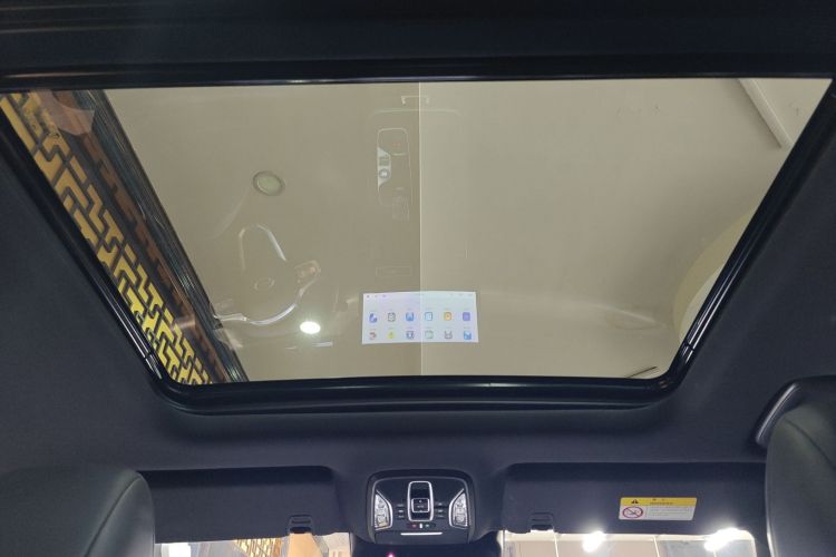 广汽传祺 传祺GS8 2024款 领航系列 2.0TGDI 两驱豪华智联版中控内饰22