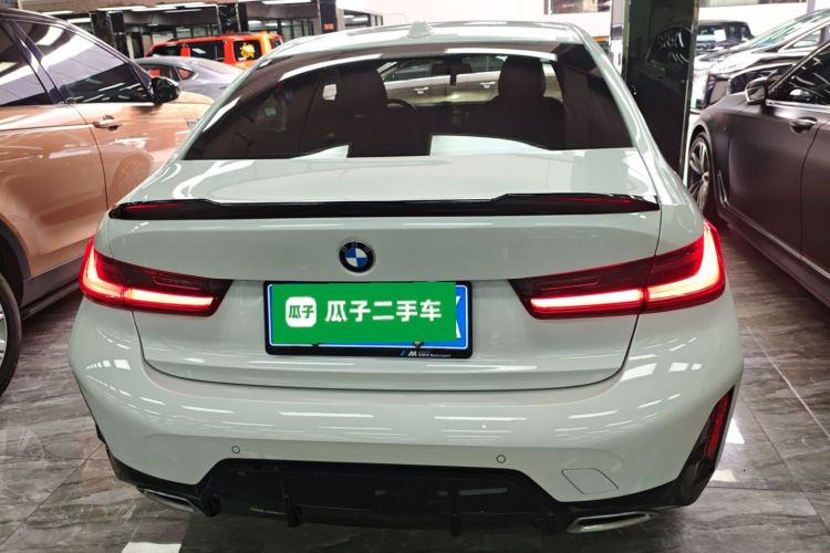 宝马3系 2025款 325i M运动套装车身外观6004