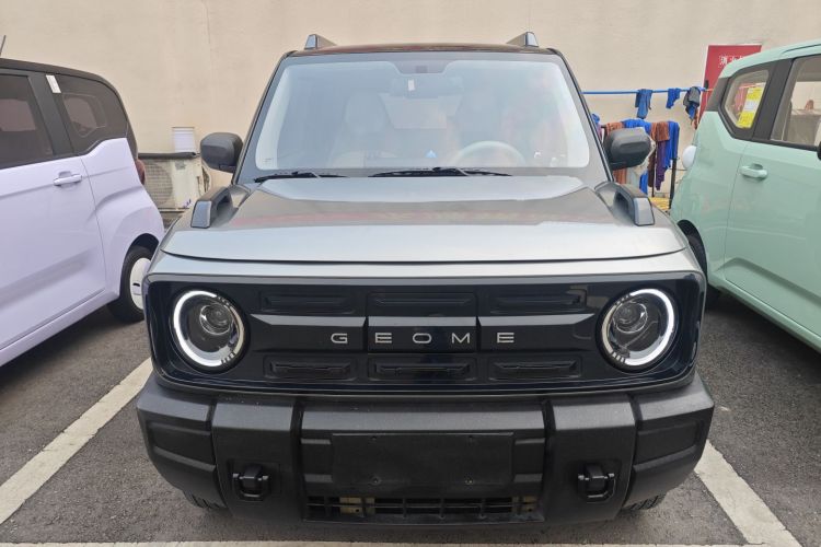 吉利银河 2025款 210km 熊猫骑士车身外观2