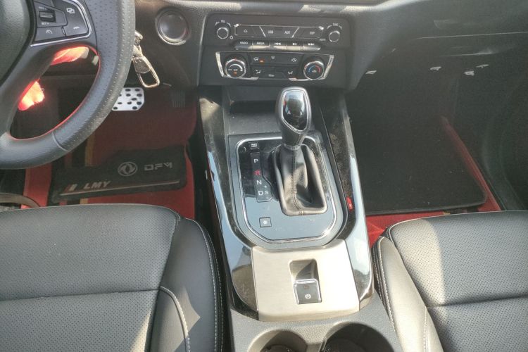 东风风光 风光S560 2019款 1.8L CVT精英型中控内饰18