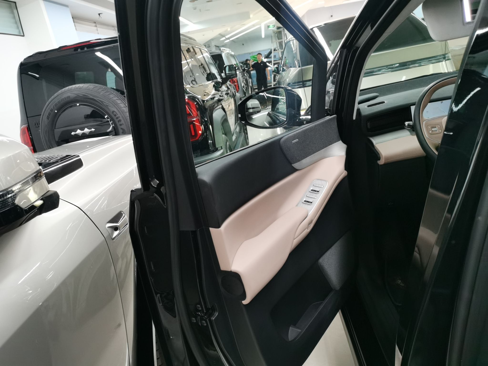 小鹏X9 2024款 702超长续航Max