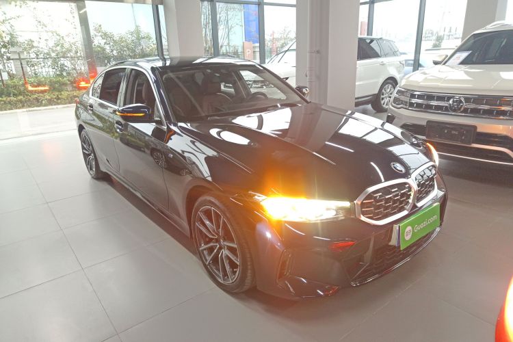宝马3系 2023款 325Li xDrive M运动套装车身外观3