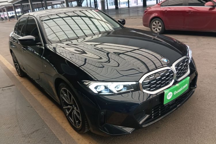 宝马3系 2025款 325i M运动套装车身外观6002
