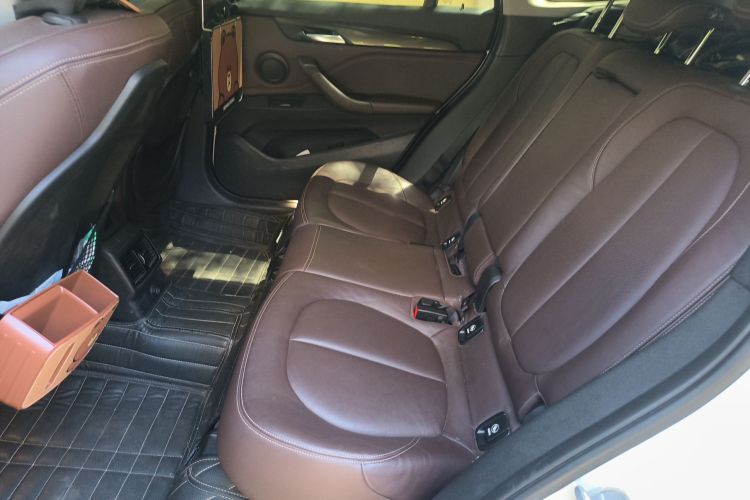 宝马X1 2016款 sDrive20Li 豪华型中控内饰7004