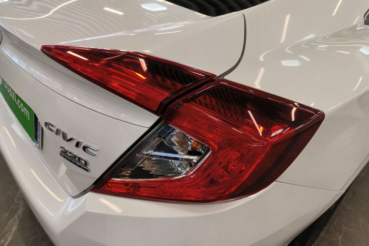 本田 思域 2019款 220TURBO CVT劲动版 国VI车身外观6006