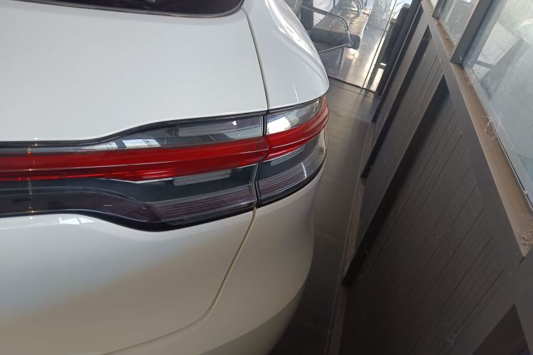 保时捷 2020款 Macan 2.0T车身外观9