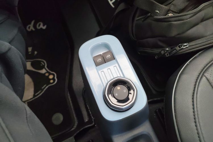 吉利银河 2024款 熊猫mini 200km 耐力熊局部细节18