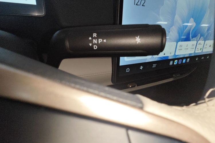 ARCFOX极狐 极狐T1 2025款 425 PLUS中控内饰18