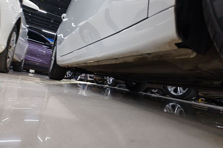 荣威i5 2023款 1.5L CVT豪华版局部细节9001