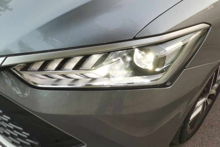 比亚迪 秦PLUS 2021款 DM-i 120KM 旗舰型局部细节36