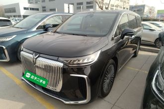 岚图汽车 岚图梦想家 2025款 PHEV 四驱旗舰鲲鹏版