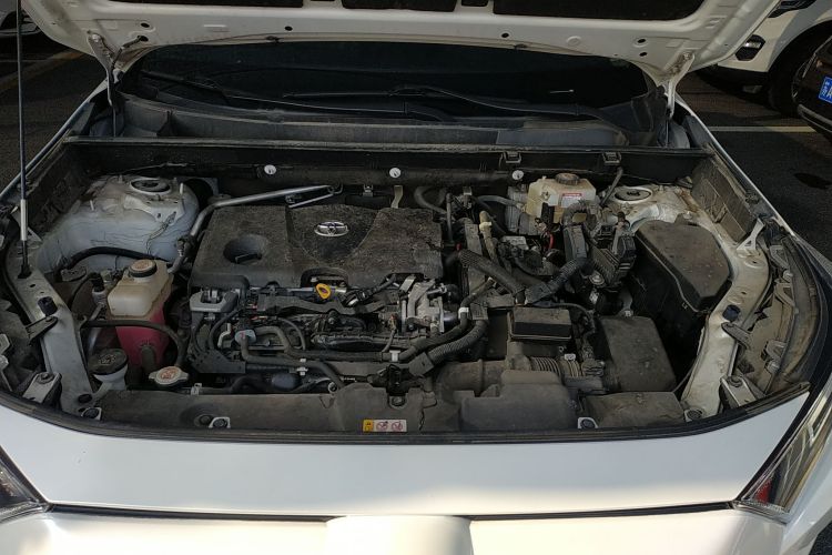 丰田 RAV4荣放 2020款 双擎  2.5L E-CVT两驱精英版局部细节24