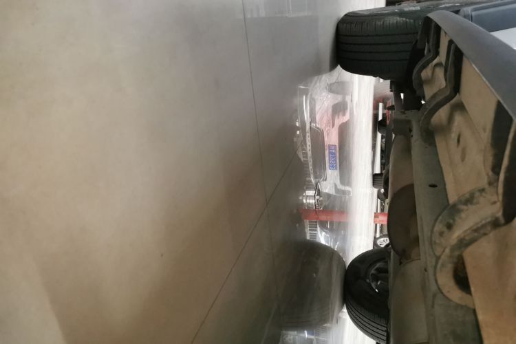 坦克300 2021款 越野版 2.0T 挑战者局部细节9001