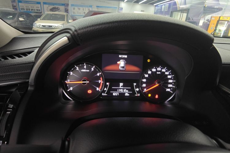 本田 冠道 2017款 240TURBO 两驱尊享版中控内饰14