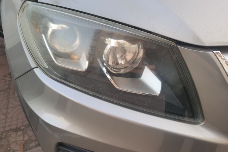 野马汽车 野马T70 2016款 升级版 1.8L 手动精英型车身外观8