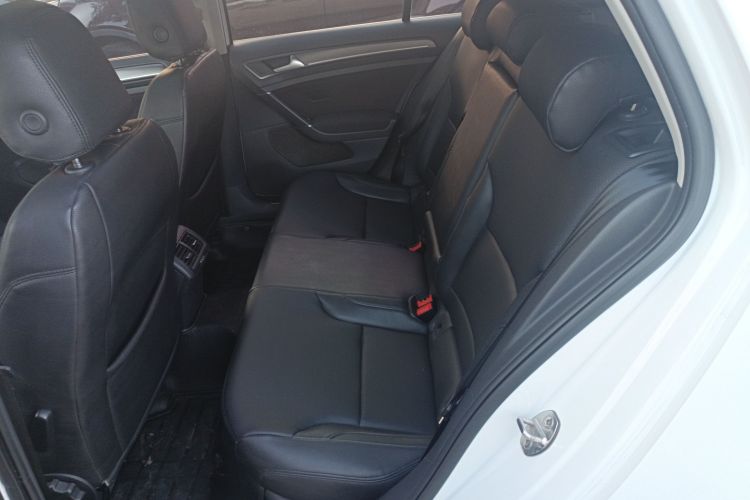 大众 高尔夫 2016款 230TSI 自动舒适型中控内饰21