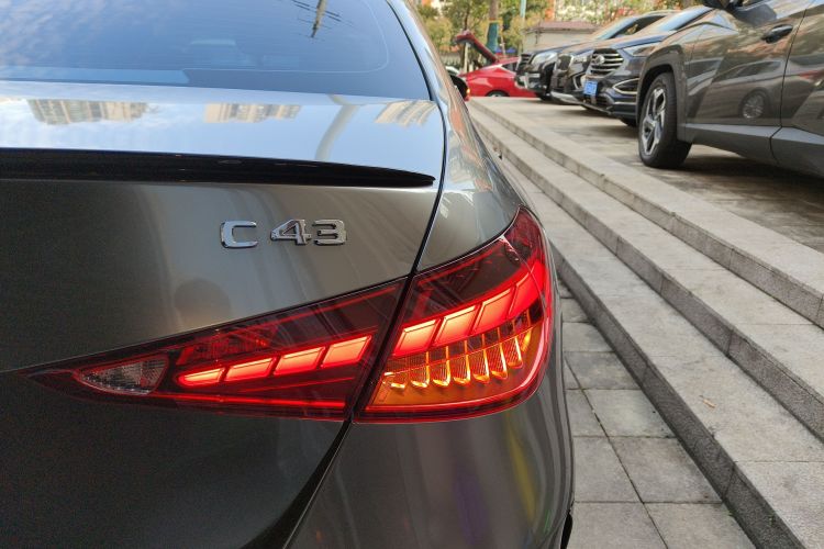 奔驰C级 2024款 改款 C 260 L 运动版车身外观6006