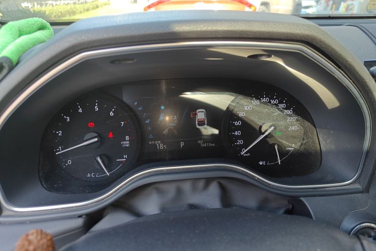 丰田 亚洲龙 2019款 2.0L 进取版 国VI中控内饰14