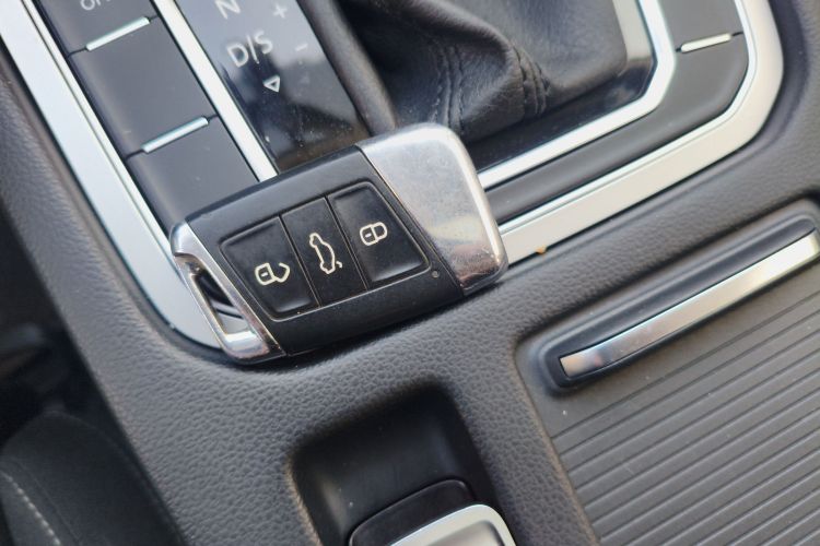 大众 蔚揽 2017款 280TSI 两驱舒行版中控内饰7001