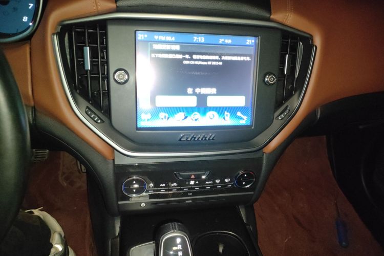 玛莎拉蒂 Ghibli 2014款 3.0T 标准版中控内饰16