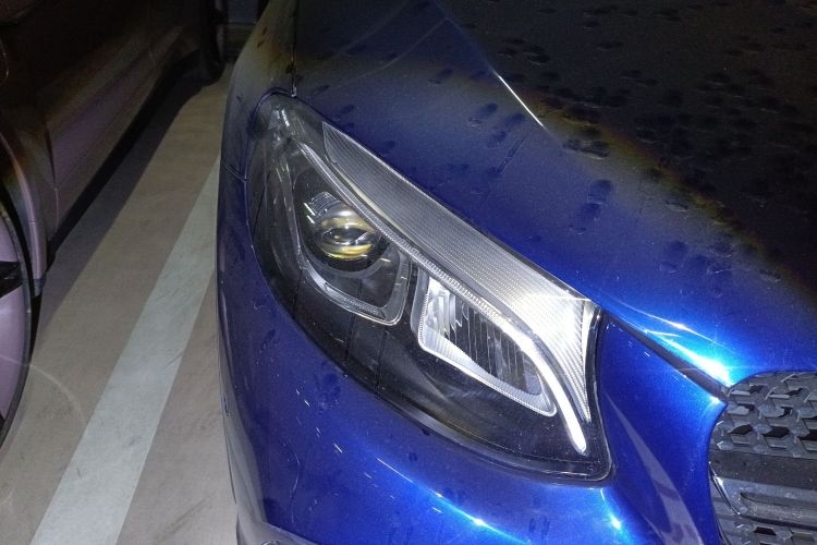 奔驰GLC轿跑 2017款 GLC 200 4MATIC 轿跑SUV车身外观8