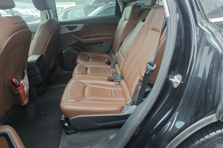 奥迪Q7 2016款 45 TFSI 技术型中控内饰21