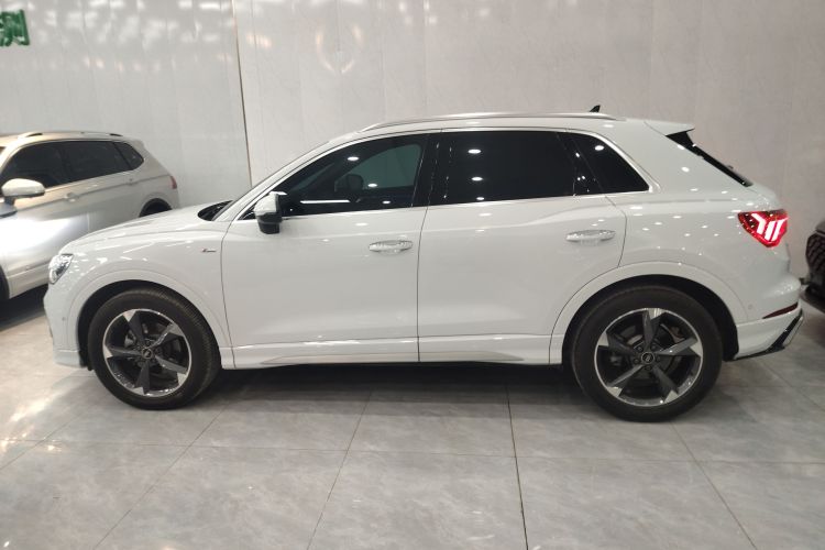 奥迪Q3 2024款 35 TFSI 时尚动感型车身外观6003