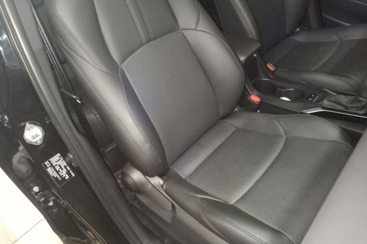 丰田 锋兰达 2024款 2.0L CVT精英版局部细节41