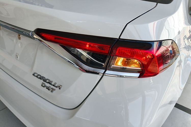 丰田 卡罗拉 2023款 1.2T 先锋版车身外观6006