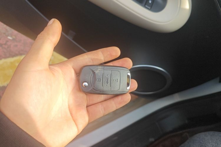 五菱汽车 五菱缤果 2023款 333km 快享款中控内饰7001