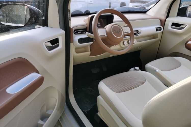 五菱汽车 宏光MINIEV 2024款 第三代 215km 青春版中控内饰20