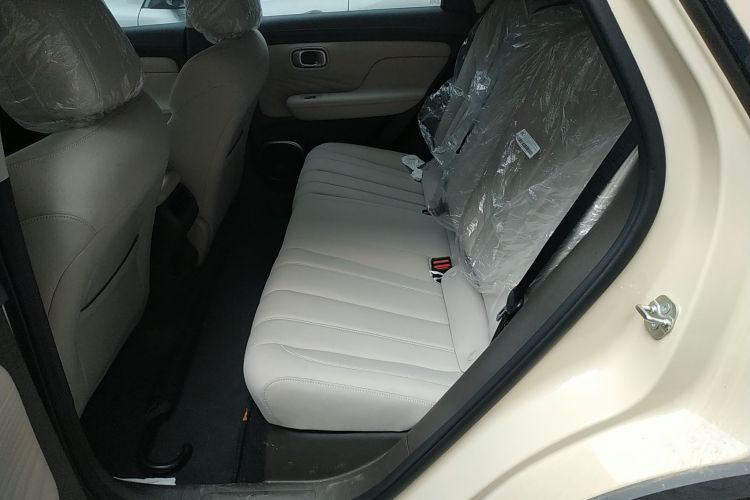 埃安 AION UT 2025款 330星辉版中控内饰7004