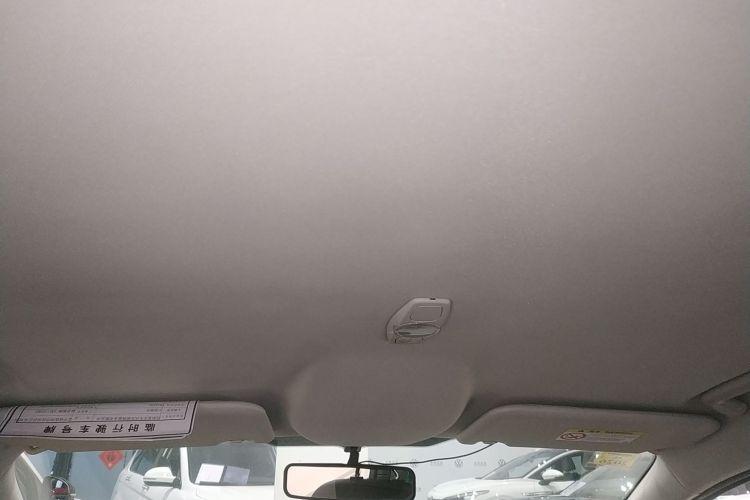 福特 福克斯 2015款 两厢 1.6L 自动舒适型局部细节22