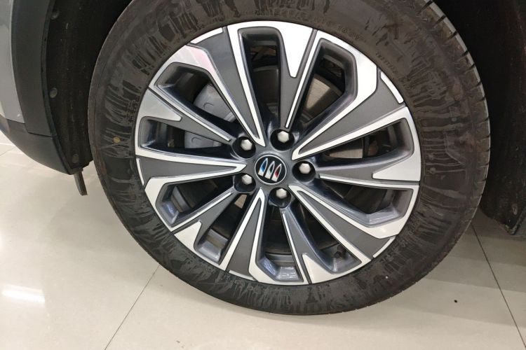 别克 昂科威 2025款 25T 进享白金版车身外观6007