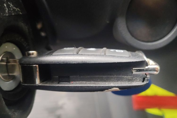 东风 御风EM27 2024款 EM27L 亿纬动力 41.86kWh中控内饰7001