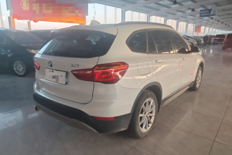 宝马X1 2018款 sDrive18Li 时尚型车身外观7