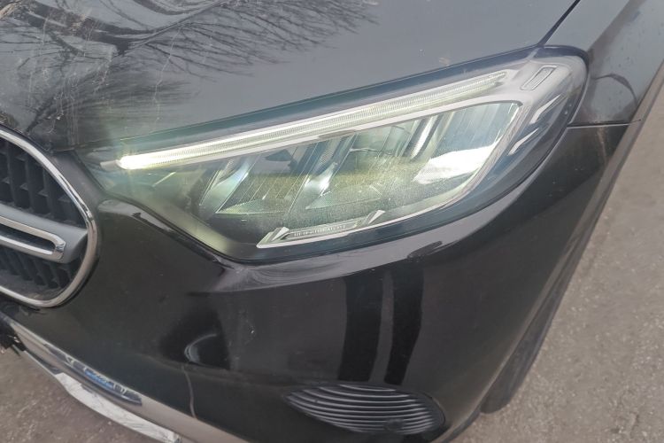 奔驰GLC 2023款 改款 GLC 260 L 4MATIC 动感型 5座局部细节36