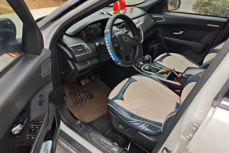 陆风X7 2015款 2.0T 全景尊贵版中控内饰7003