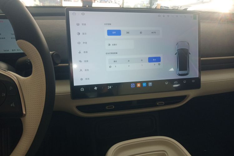 ARCFOX极狐 极狐T1 2025款 320 PRO中控内饰16