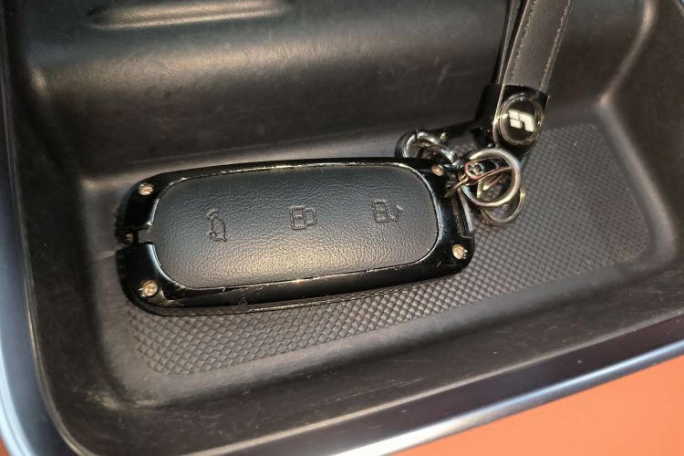 理想汽车 理想L7 2023款 Air中控内饰11