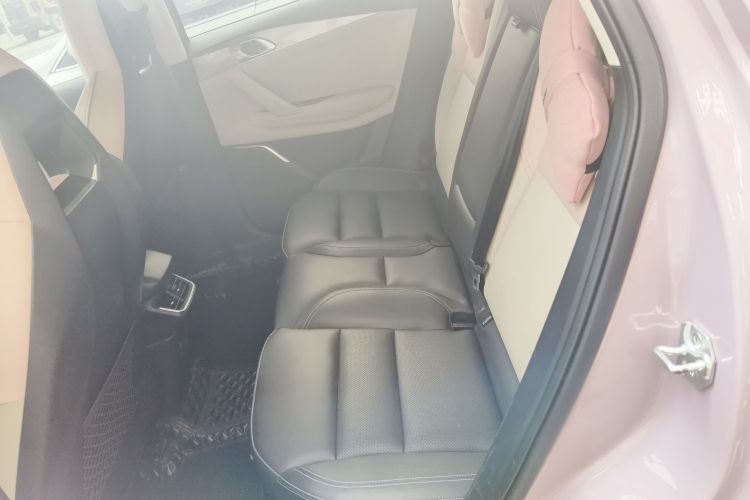 领克06 2023款 Remix 1.5T Shero中控内饰7004